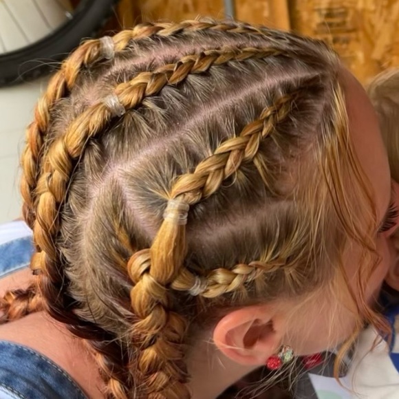 Meet your Posher, Alanda - Picture 5 of 13